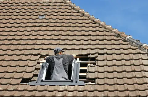 Pose de velux - La Roche-Noire